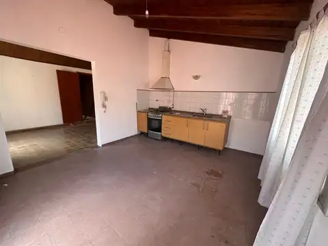 Departamento en alquiler 2 dormitorios B° Iponá