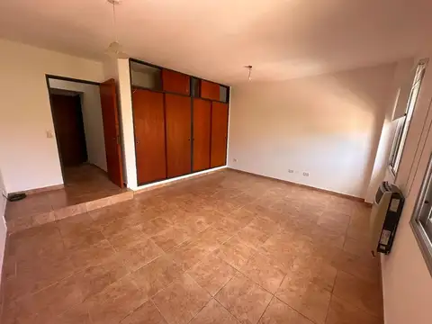Departamento en alquiler 2 dormitorios B° Iponá
