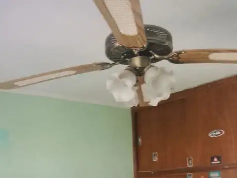 Casa 5 ambientes con 1 baño
