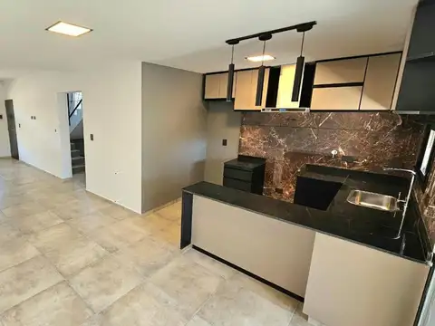 Casa en Alquiler de 2 dormitorios