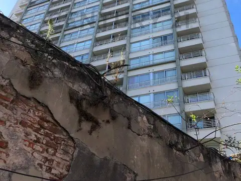 Piedras 1300, Piso 0