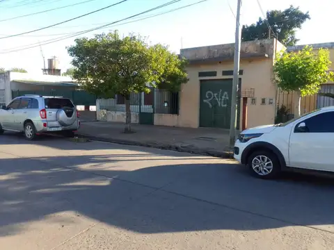 Local con vivienda en venta en Libertad Merlo