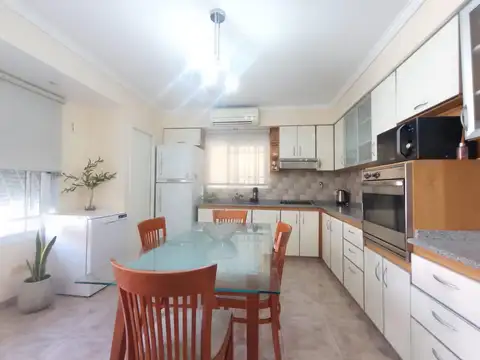 Casa en Venta en Villa Luzuriaga, USD 219.000