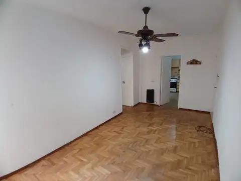 Ricardo Gutierrez 1500, Piso 5