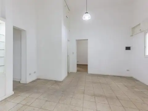 Local en Venta Via Pública