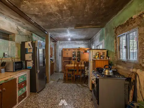 Casa 4 ambientes con 1 baño