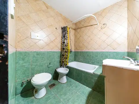 Depto Tipo Casa en Venta 26 años
