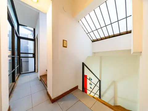 VENTA CASA DE PASILLO 2 DORMITORIOS