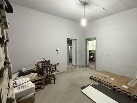 Casa 4 ambientes con 1 baño