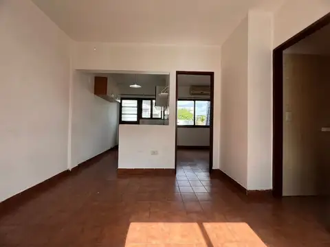 Depto Tipo Casa en Venta de 2 ambientes
