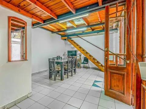 Depto Tipo Casa en Venta en Almagro, USD 135.000