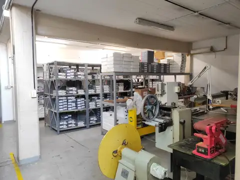 Galpon en Venta en Villa Ballester, USD 320.000