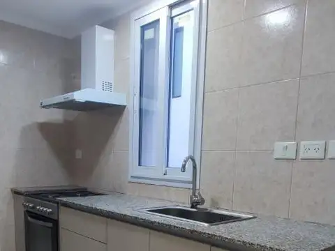 Departamento en Alquiler con 1 cocheras