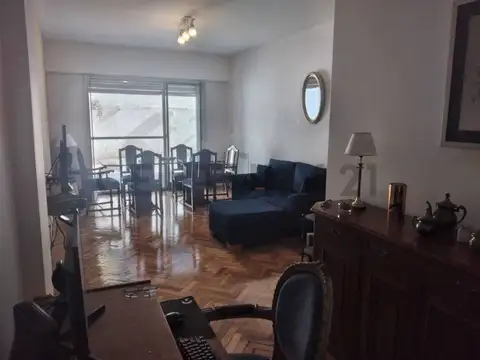 VENTA 4 AMB o 3 C/ Dependencia PALERMO. Con Patio de 30 m2