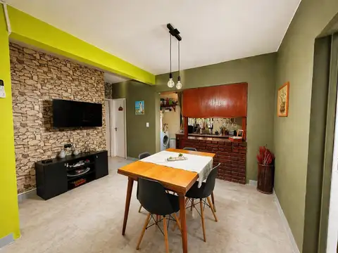 DEPARTAMENTO 4 AMBIENTES VENTA MORON ESCRITORIO