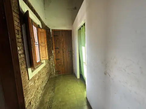 Casa 4 ambientes con 1 baño