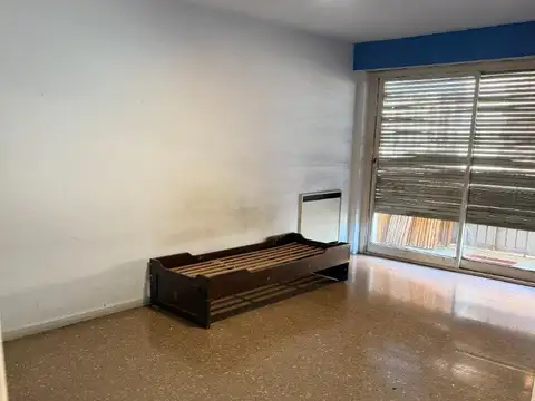 Av Brasil 900, Piso 5