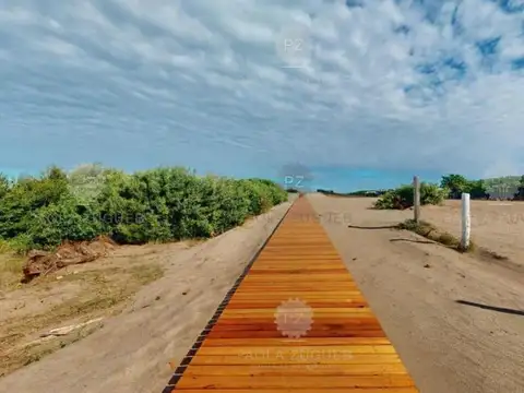 Terreno en Venta en Pinamar, USD 98.000