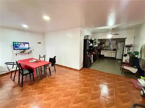 Casa en Venta en Banfield, USD 65.000