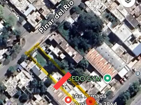 OPORTUNUDAD EN VENTA   - TERRENO CON 3 DPTOS. A RECICLAR