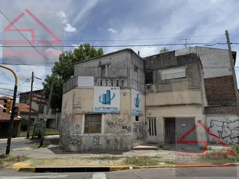 Casa a Reciclar 5 Amb.  en Venta en Ramos Mejia