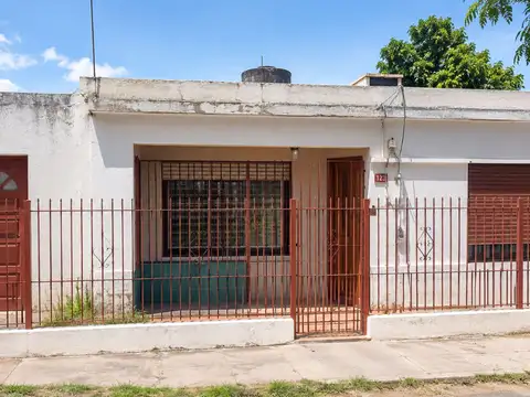 CASA 4 AMBIENTES APTA CRED BANFIELD