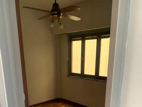 Departamento en Alquiler en Villa Luro, $ 900.000