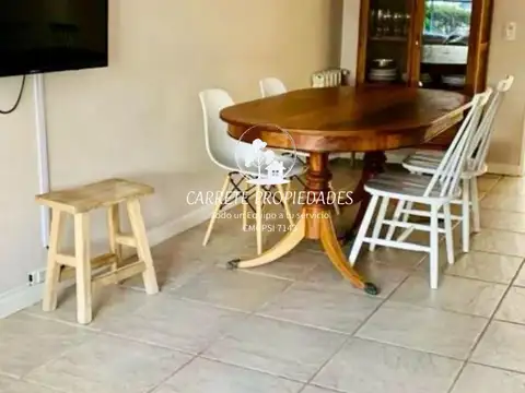 Casa 3 ambientes con 2 baños