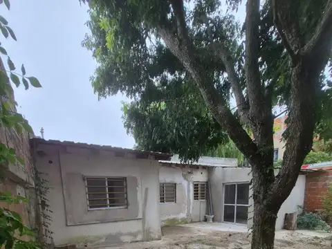 Calle 8 2600, Piso PB