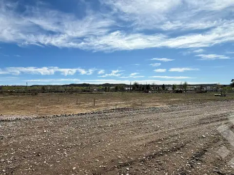 Terreno en Venta en Confluencia, USD 15.000