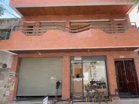 Local / Casa En Venta / Flores - Paez Y Cuenca - Centro Comercial Avellaneda