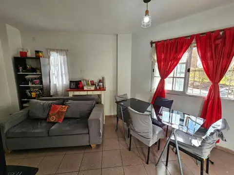 VILLA BALLESTER: DEPARTAMENTO DE 2 AMB EN P.BAJA AL FRENTE