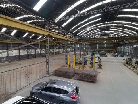 VENTA DEPÓSITO INDUSTRIAL EN AVELLANEDA 3600m2