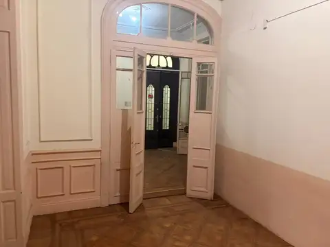 Departamento 11 ambientes con 5 baños