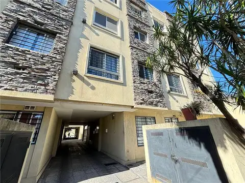 DEPARTAMENTO 2 AMBIENTES - BANFIELD - ESTE, GRAN BS. AS. SUR