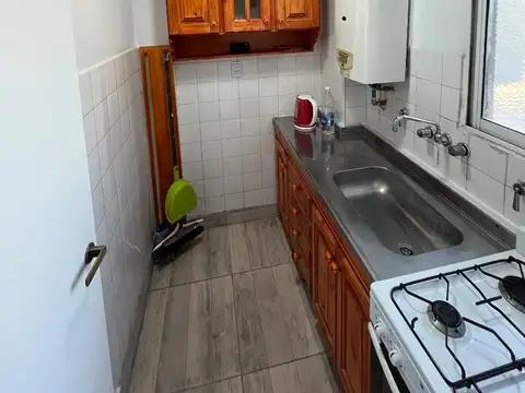 Venta. Monoambiente. Balcón. Av Córdoba y Jean Jaures.