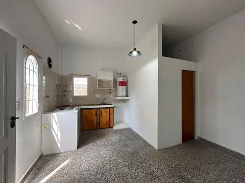 Departamento en Alquiler en Don Torcuato, $ 800.000