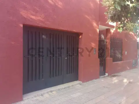 Venta Casa 2 Dor,Planta Baja, PH en Alta Cordoba con Pileta.
