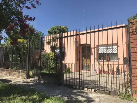 Lacamera nº 456 e/Paredon Carrefour y Q.Martin