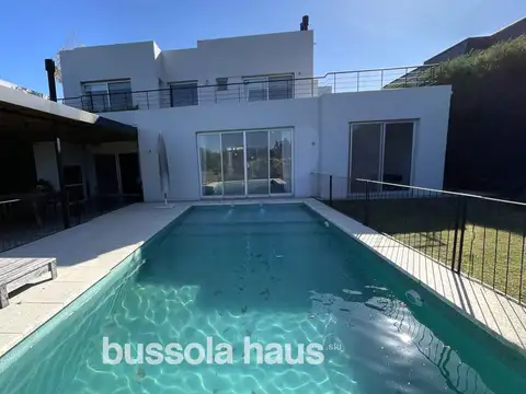 Casa en venta con 4 dormitorios en Nordelta