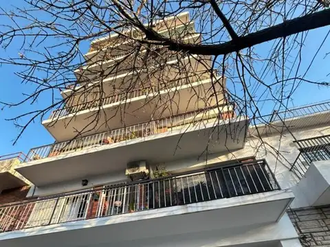 Charlone 2022 , Piso 6