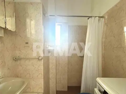 ALQUILER, Monoambiente, 18 de Julio y Ejido.