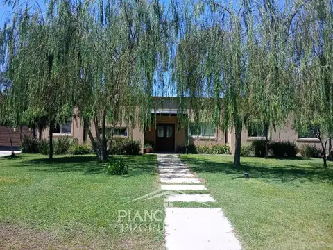 Casa en venta con 5 dormitorios, en Santa Inés - Comarcas de Luján