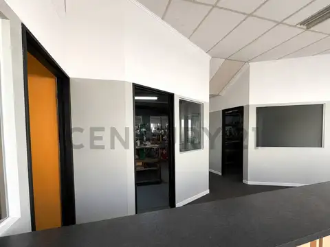 Casa 6 ambientes con 2 baños