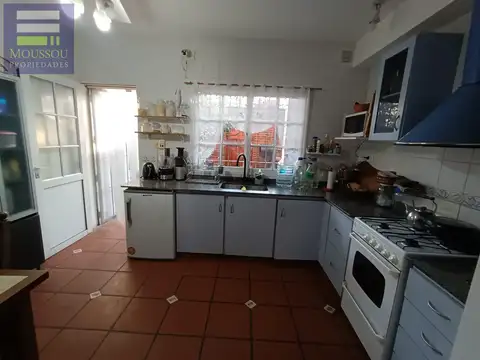 Casa 3 ambientes con 1 baño