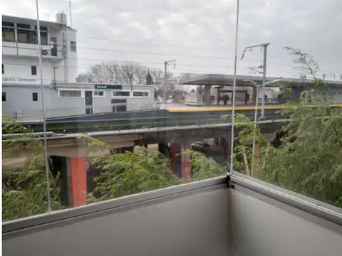 Depto. ambiente y medio a ESTRENAR c/amplias vistas s/Av. Mi