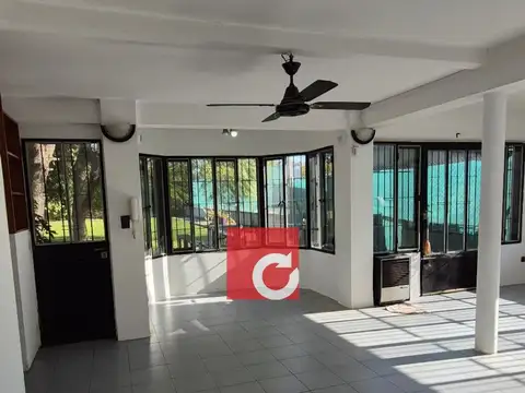 Calle 500 e/11 y 12 - CASA 3 dorm en Manuel B. Gonnet