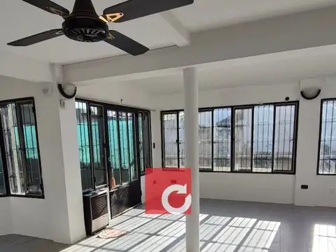 Calle 500 e/11 y 12 - CASA 3 dorm en Manuel B. Gonnet