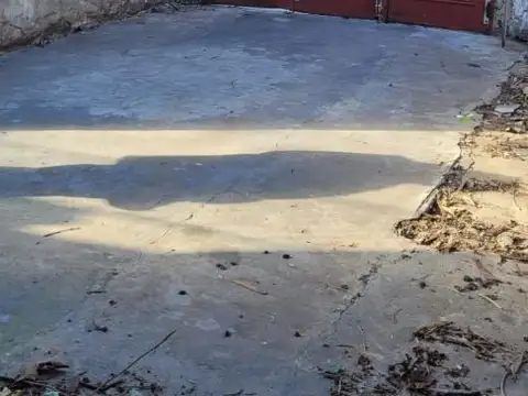 Casa en Alquiler con 1 cochera