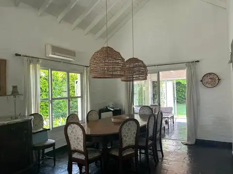 Casa en Venta de 4 dormitorios